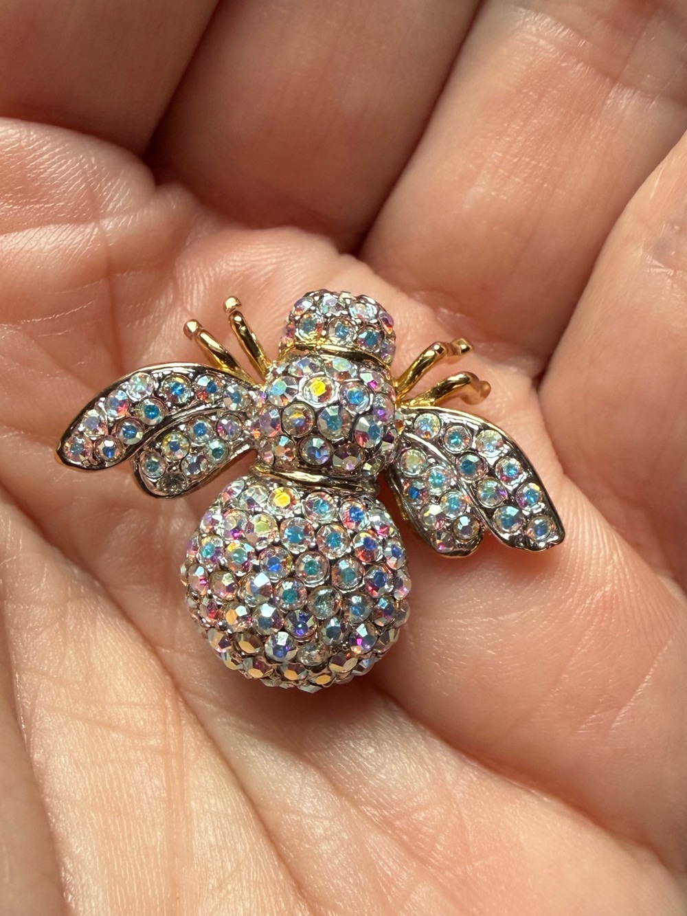 Adorable aurora borealis crystal bee pin (Joan Rivers I believe)